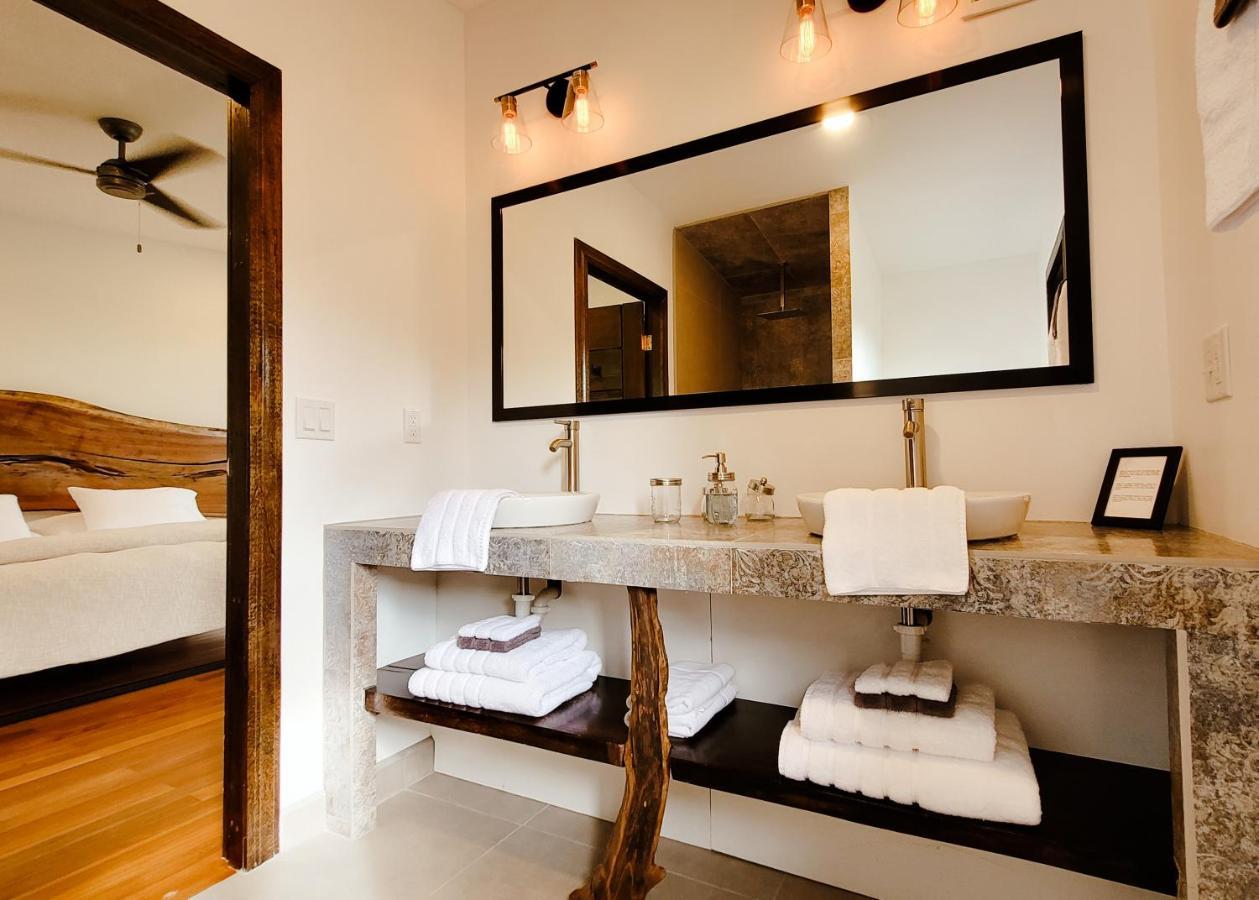 Yumas Riverfront Lodge Сан Игнасио Екстериор снимка