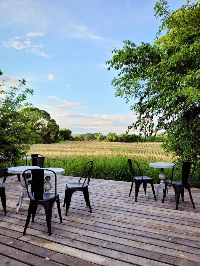 Yumas Riverfront Lodge Сан Игнасио Екстериор снимка