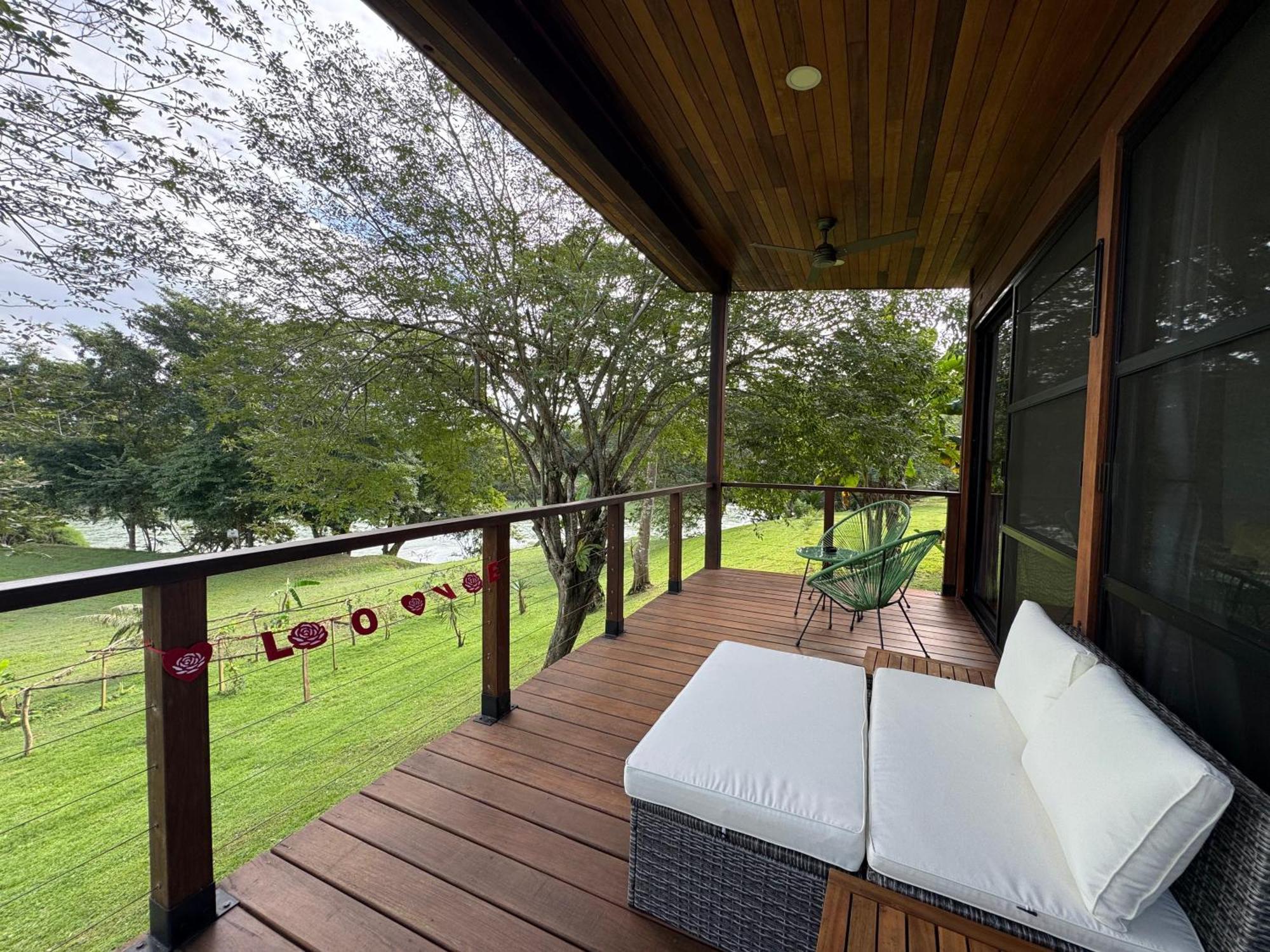 Yumas Riverfront Lodge Сан Игнасио Екстериор снимка